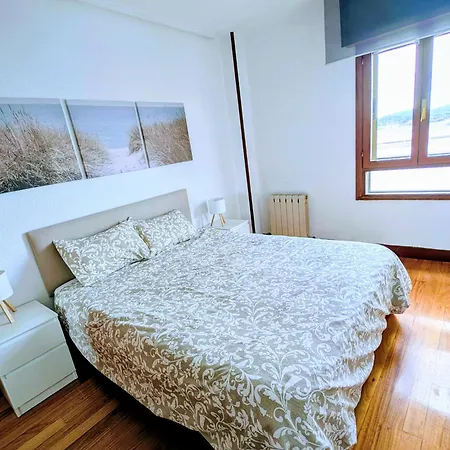 La Ballena 1 - Juan Vella 公寓 Santoña