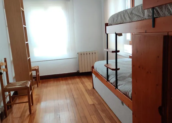 La Ballena 1 - Juan Vella * Santoña