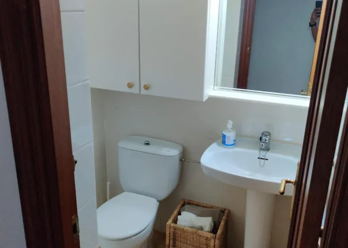 La Ballena 1 - Juan Vella * Santoña