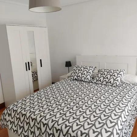 La Ballena 1 - Juan Vella